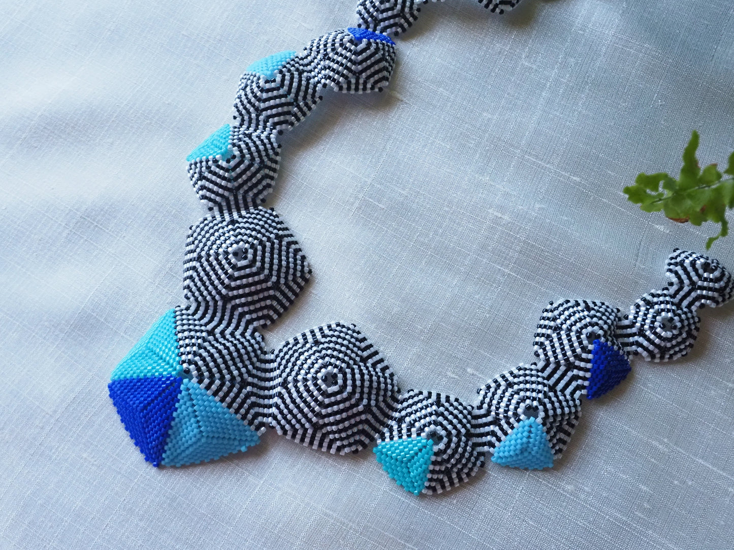 Collar Omar Rayo I