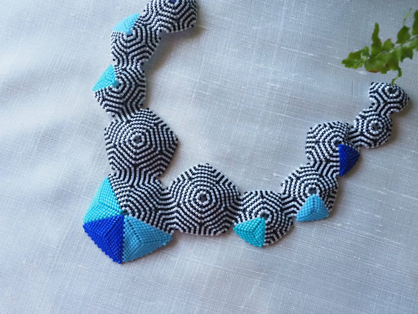 Collar Omar Rayo I